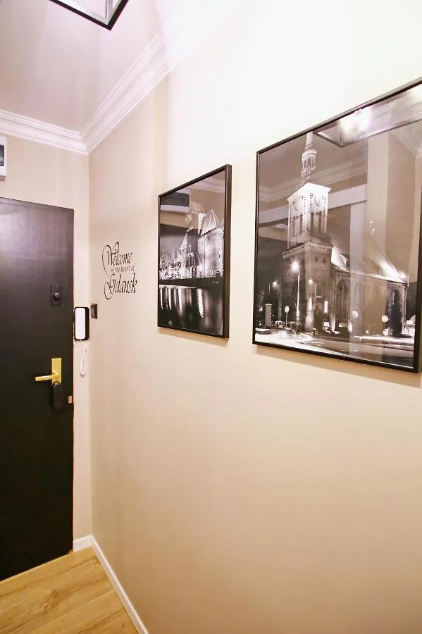Saint Barbara Gorgeous 3 Room Apartments In The Heart Of 格但斯克