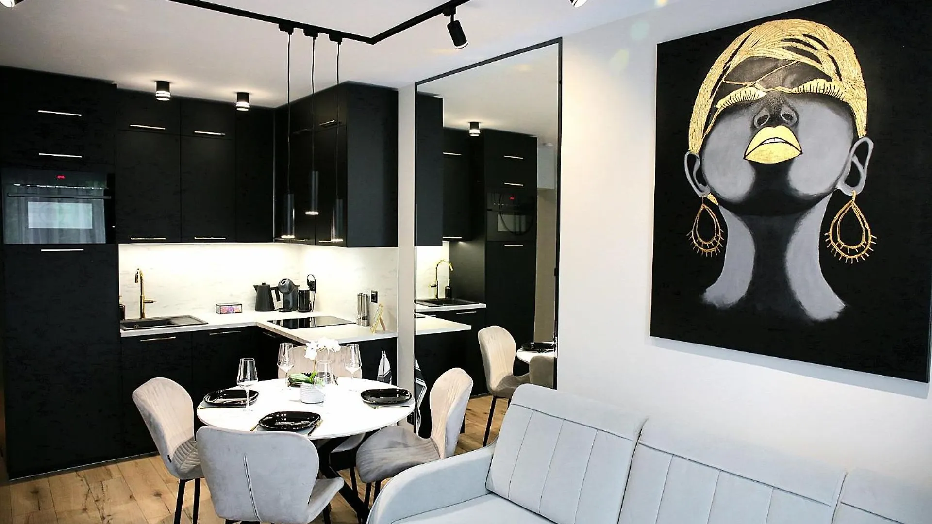 Saint Barbara Gorgeous 3 Room Apartments In The Heart Of Gdansk contacts